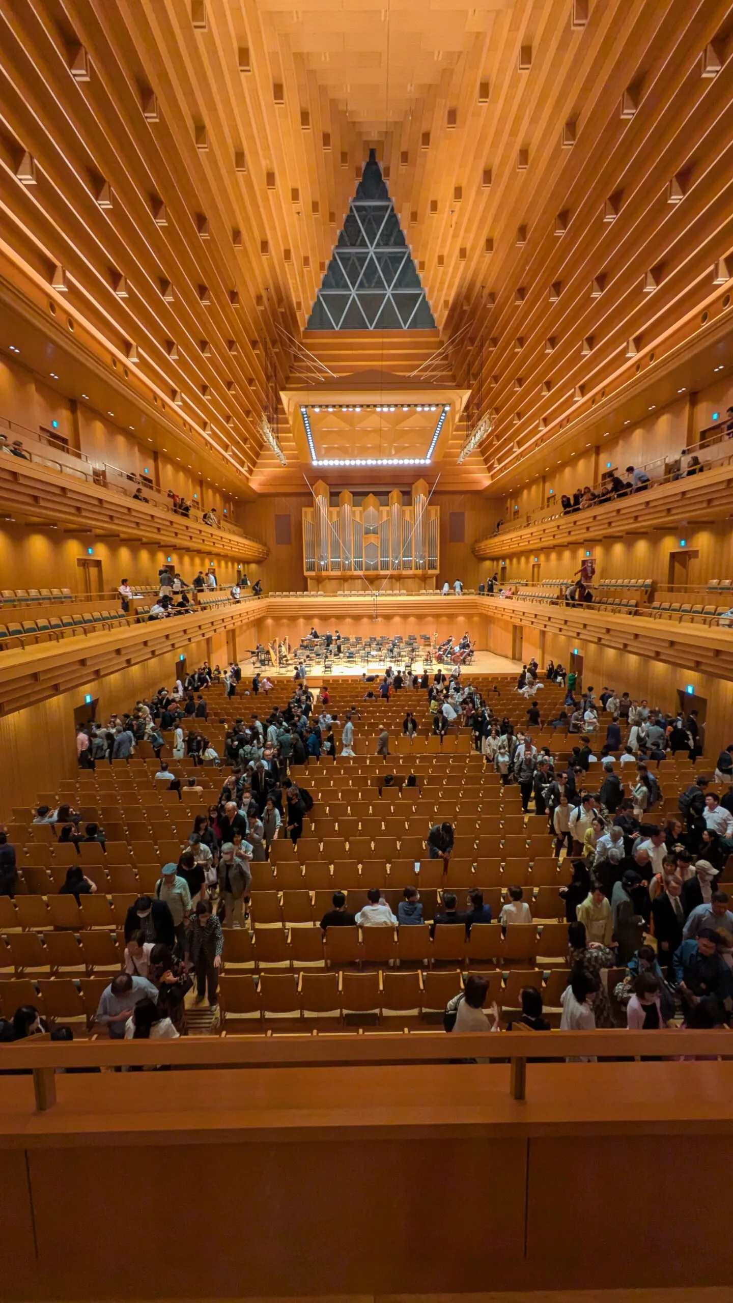 Intérieur du Tokyo Opera City Concert Hall